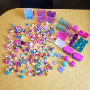 200+ Shopkins Lot